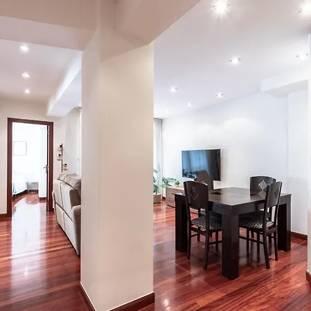 Luminoso, Ascensor, Tranquilo, Centro De شقة