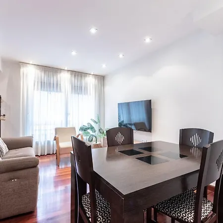 شقة Luminoso, Ascensor, Tranquilo, Centro De *