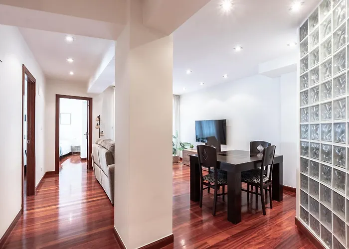 Luminoso, Ascensor, Tranquilo, Centro De شقة