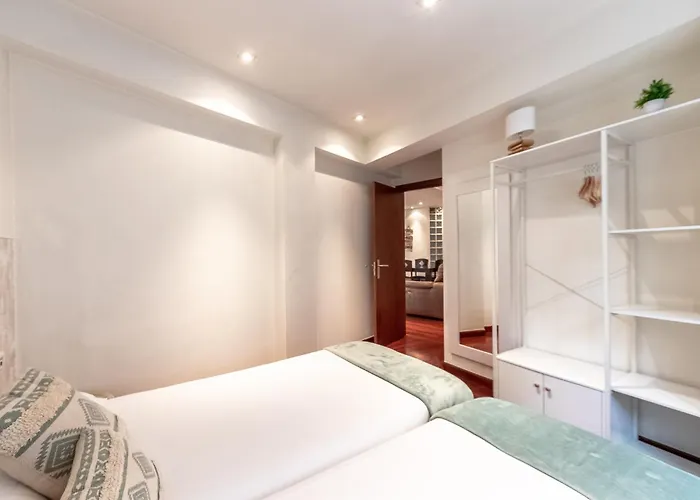 شقة Luminoso, Ascensor, Tranquilo, Centro De *